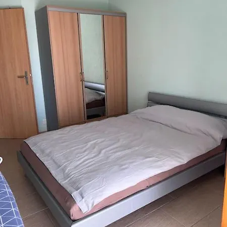 Villa Beautiful House With Free Parking On Premise Utzenstorf Exterior foto