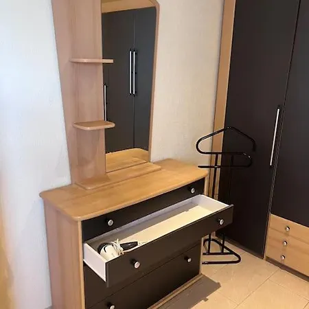 Villa Beautiful House With Free Parking On Premise Utzenstorf Exterior foto