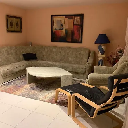 Villa Beautiful House With Free Parking On Premise Utzenstorf Exterior foto